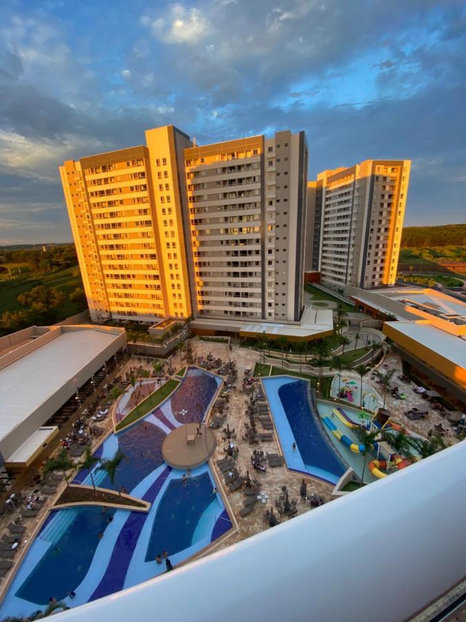 Apartamento Dentro De Resort Proximo Do Thermas Dos Laranjais Olímpia Esterno foto